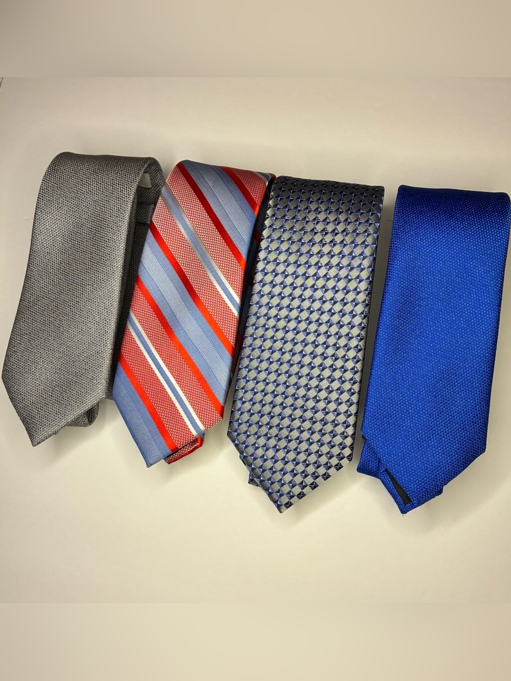 4 Perry Ellis Portfolio Mens Tie lot - mixed pattern Polyester Blue/gray/stripe